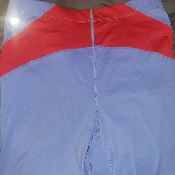 Fabletics x Madelaine Petsch - Picture 4 of 5